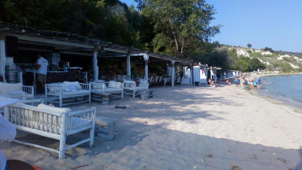 Villa Nora Албена Экстерьер фото